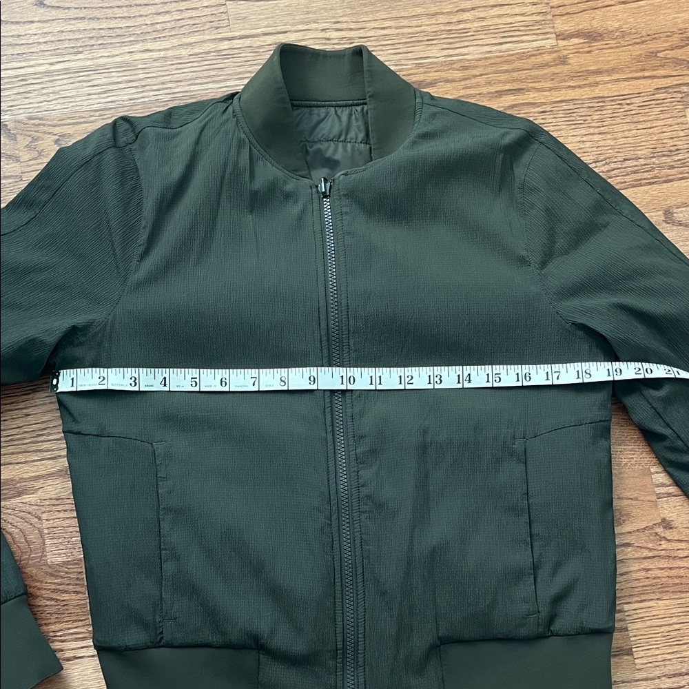 lululemon athletica Non Stop Dark Olive Reversible Bomber Jacket - Picture 11 of 12